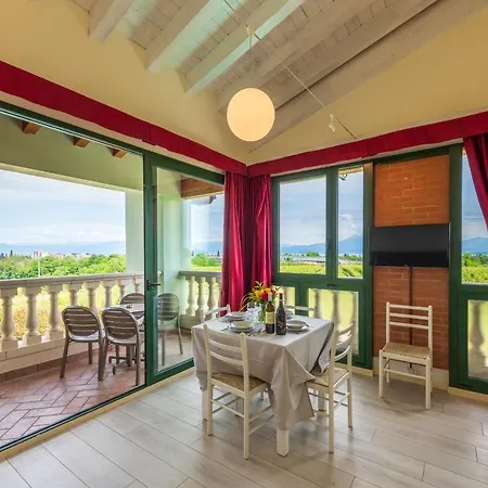 Bertoletta Village *