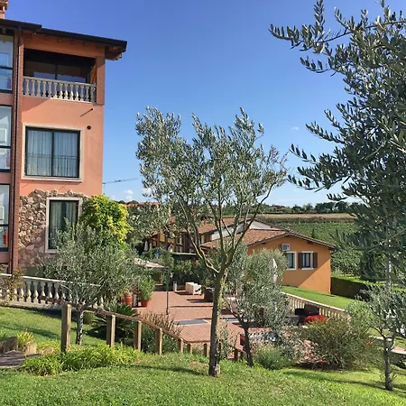 Апартаменты Bertoletta Village *