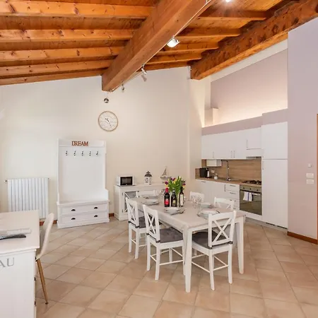 Bertoletta Village *