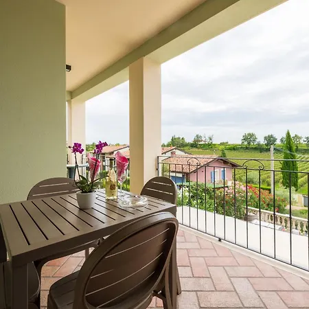 Bertoletta Village Apartament Peschiera del Garda