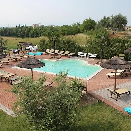 Bertoletta Village 아파트 *