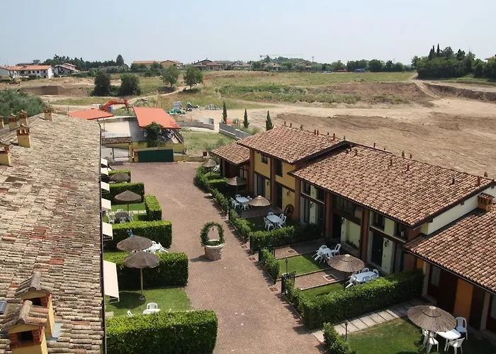 Апартаменты Bertoletta Village *